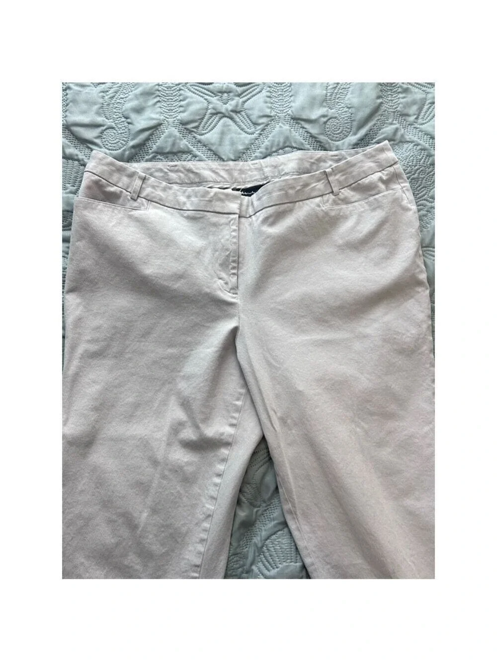 Lane Bryant Light Gray Capri Pants Plus Size 18 Slim Polished Crop